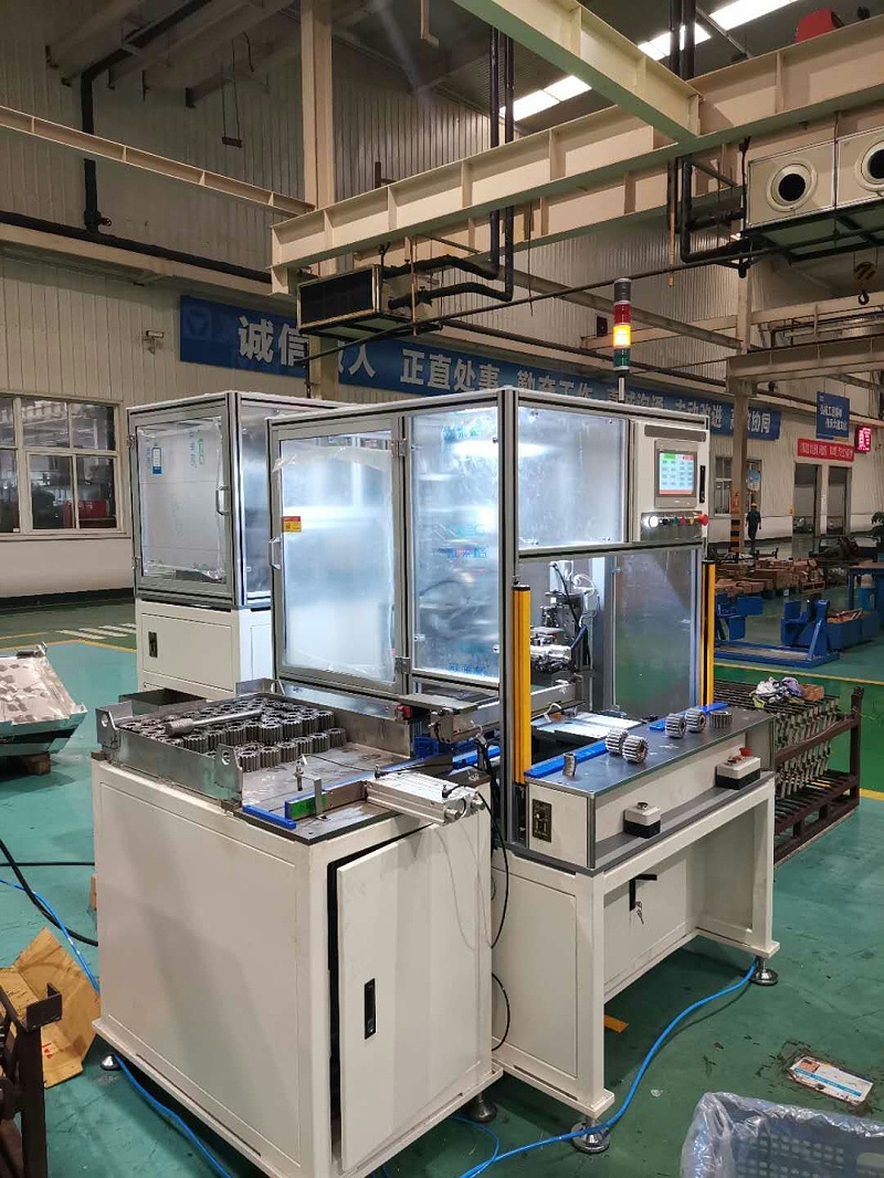 無(wú)錫挪亞方舟—行星輪滾針裝針機(jī)